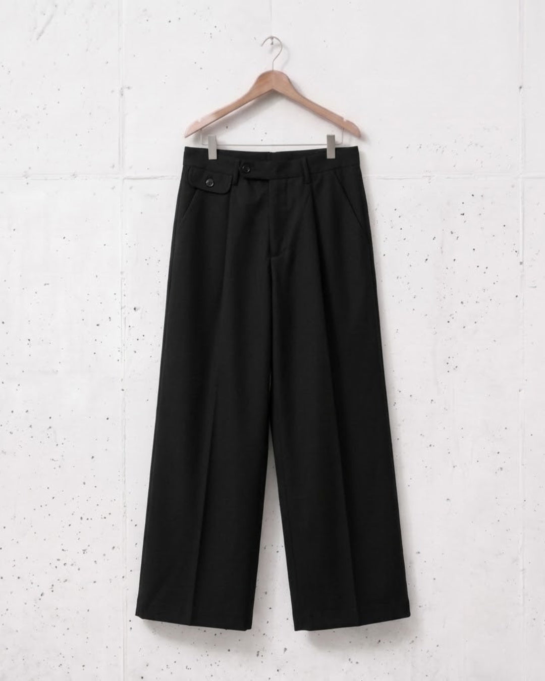 Pleated Wide Straight Leg Tailored Trousers｜BM-B-158