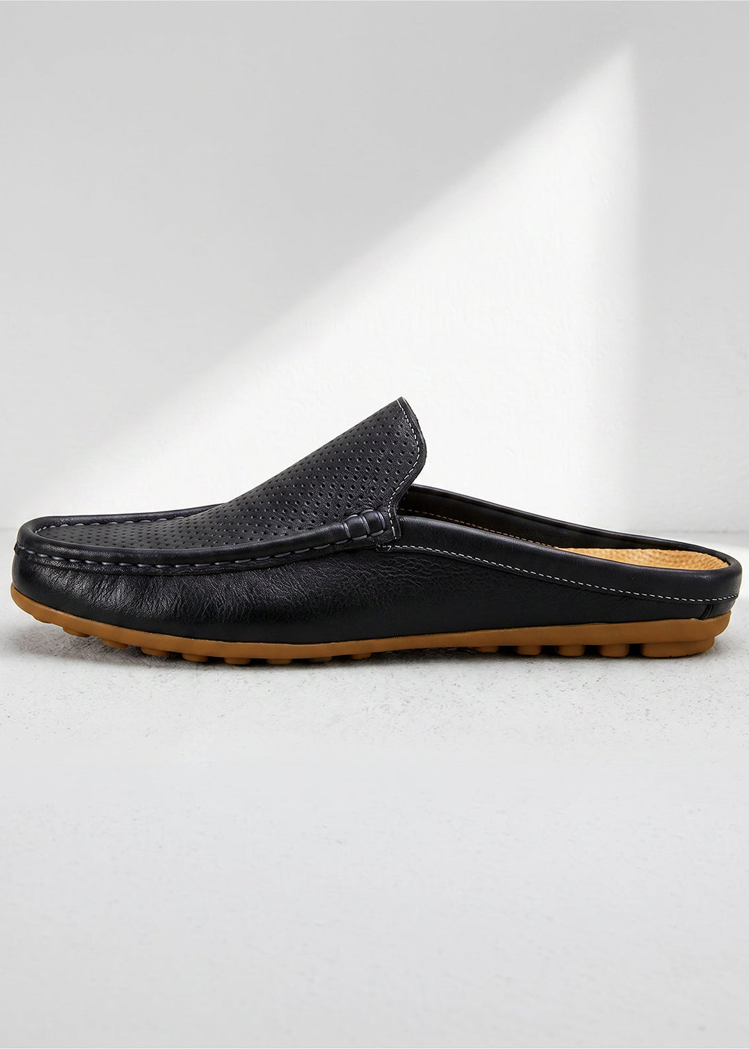 Noir Closed-Toe Mules Leather Sandals｜BM-SH-24