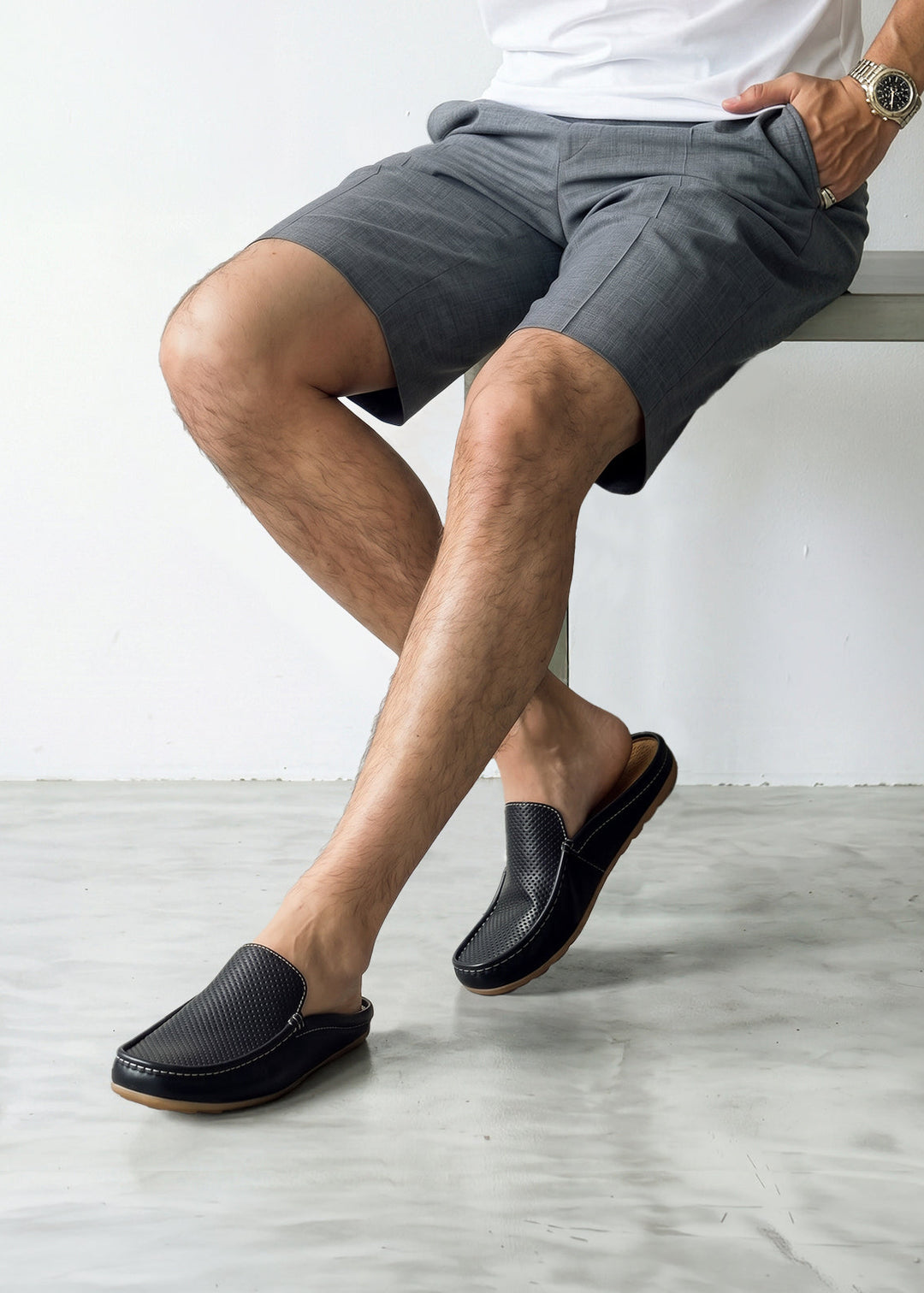 Noir Closed-Toe Mules Leather Sandals｜BM-SH-24