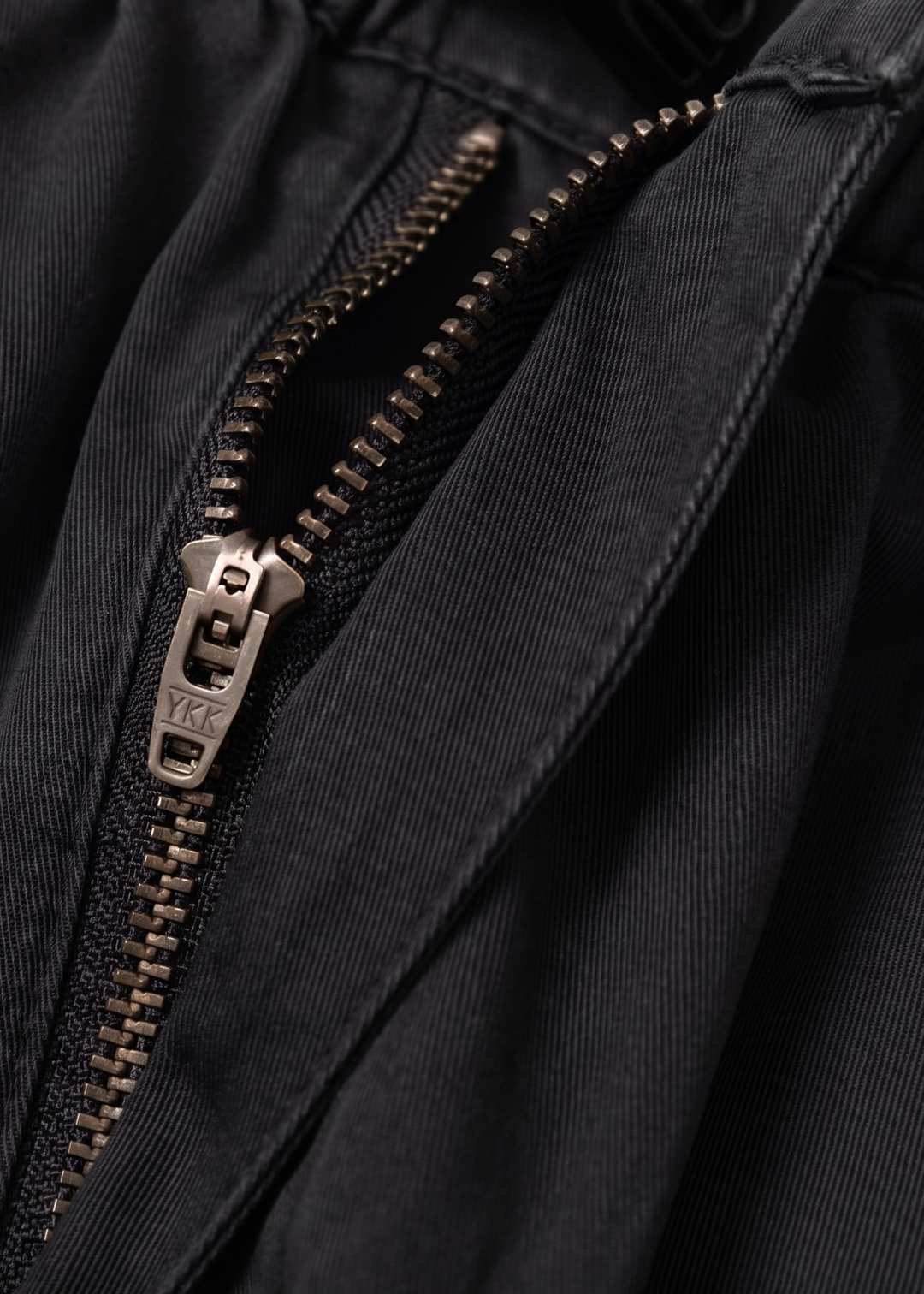 Loose Twill Tapered Chinos Pants｜BM-B-143