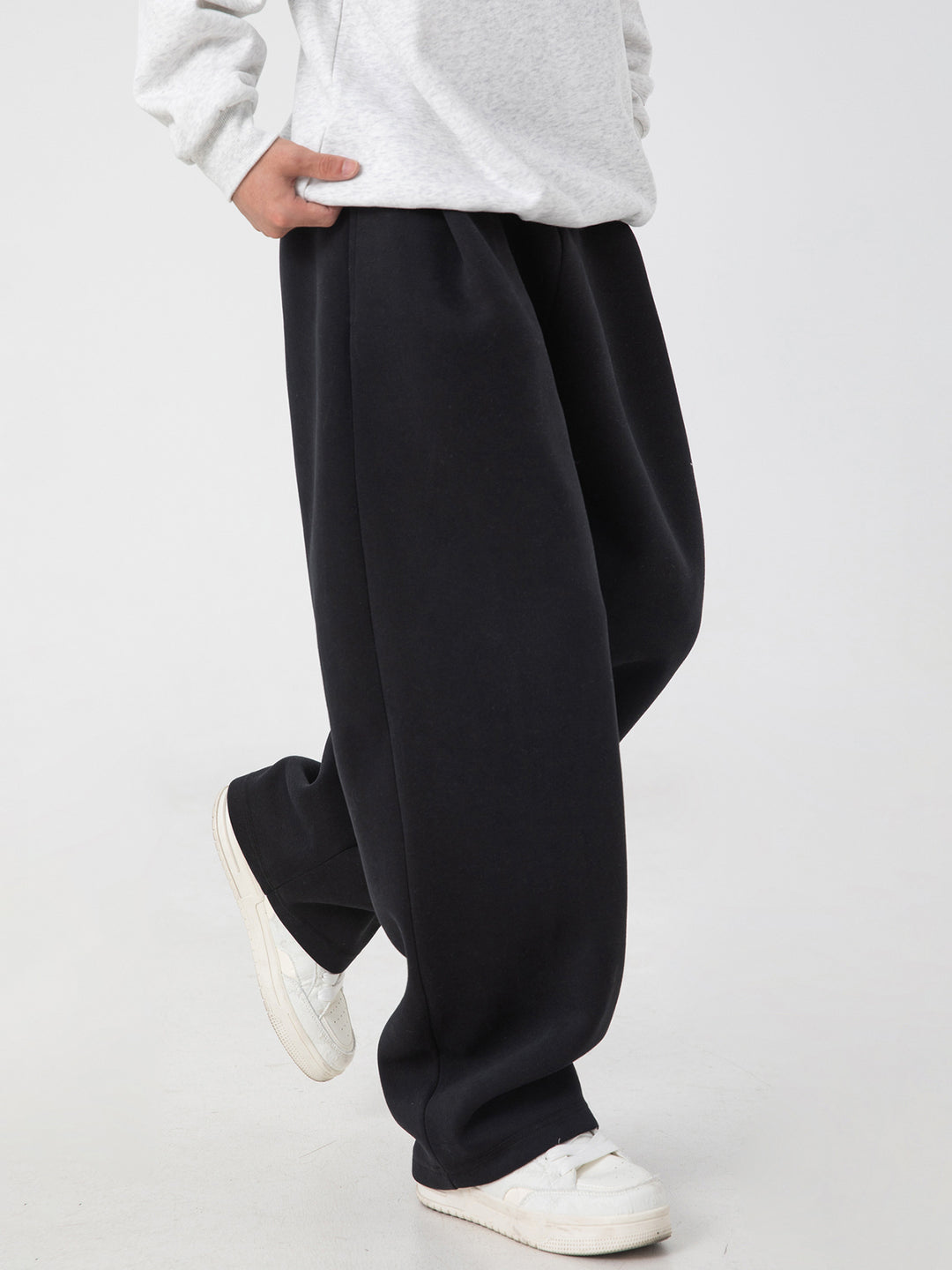 Structured Wide Straight Sweatpants｜BM-B-154