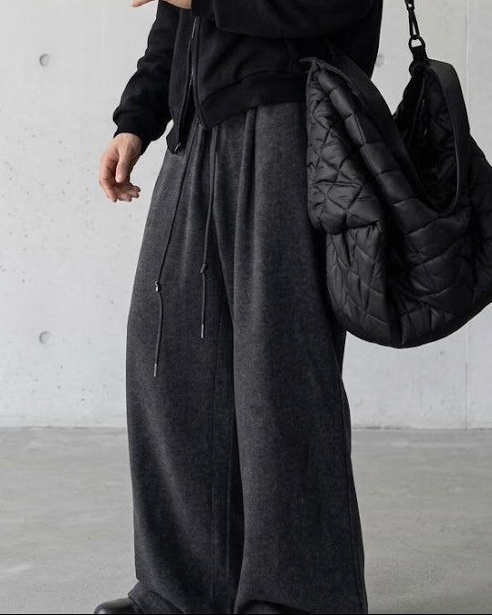 Textured Vintage Arc Silhouette Trousers｜BM-B-155
