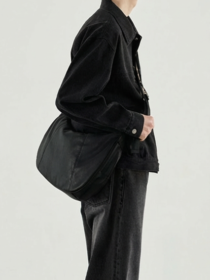 Modern Half-Moon Black Shoulder｜BM-OT-16