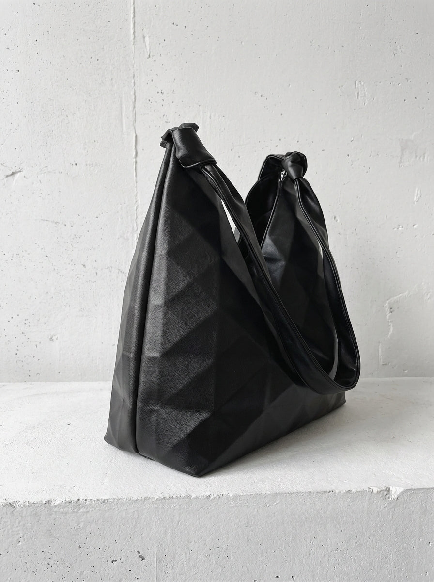 3D Sculpted Matte Black Shoulder Bag｜BM-OT-17