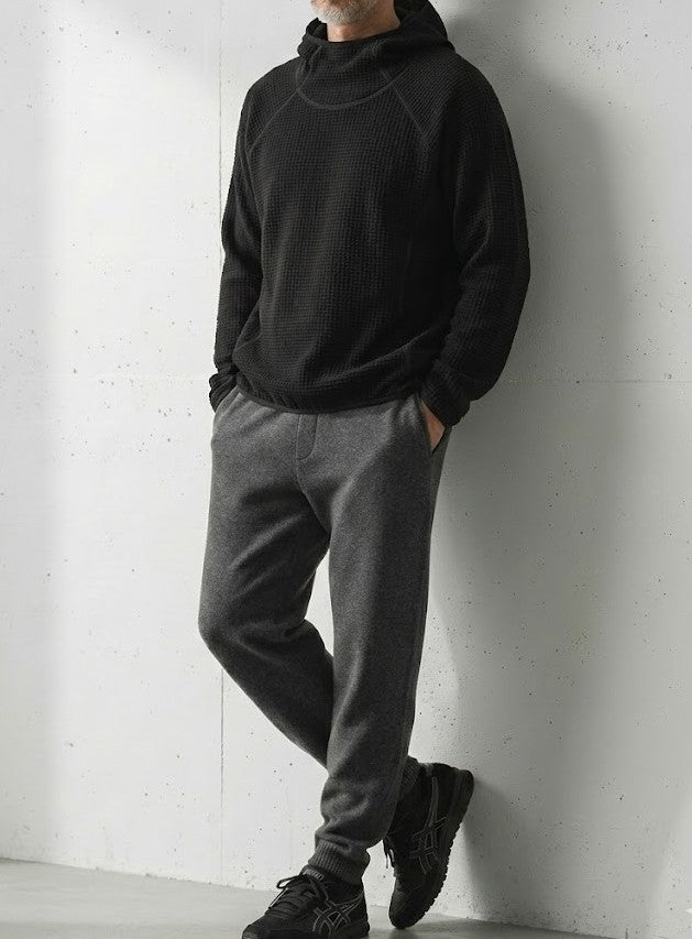 Ultra-Light Thermal Black Pullover｜BM-T-157